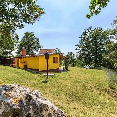 House Ivor Дом отдыха